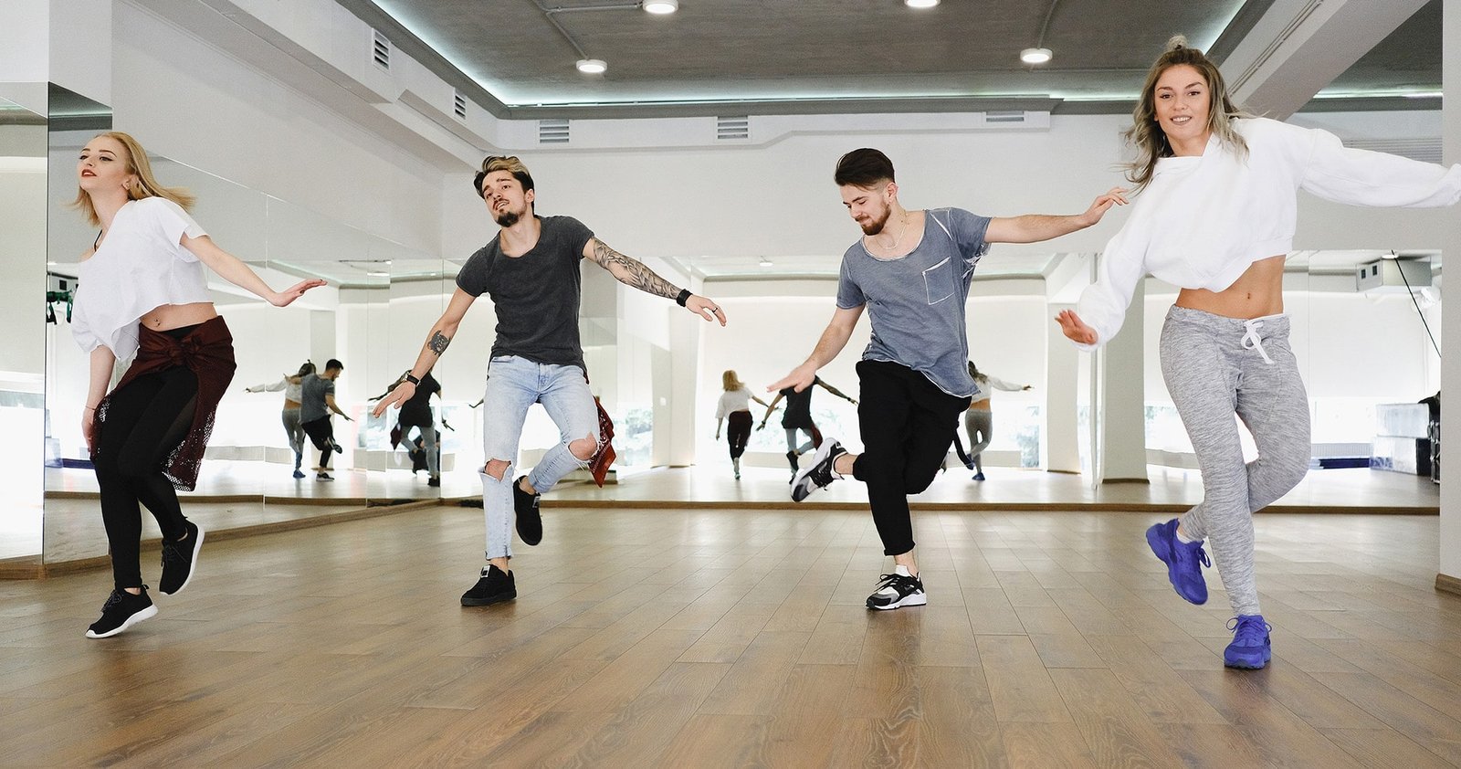 DANCE ROOM